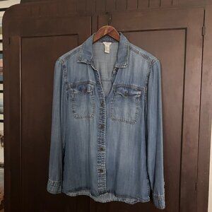 Forever 21 chambray shirt
